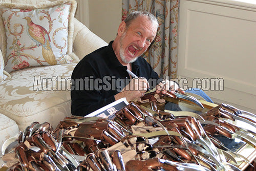 Our Favorite Signer Robert Englund